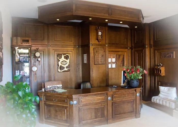 فندق Molerite Complex 4*