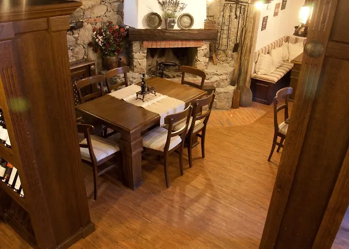 Hotel Molerite Complex